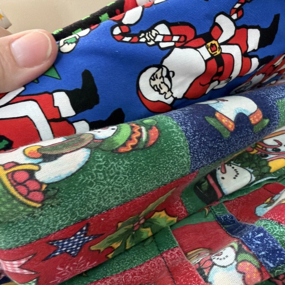 Vtg Christmas Fabric Lot, 9 Designs Have 1 Yard And A Pile Of Fabric Remnants